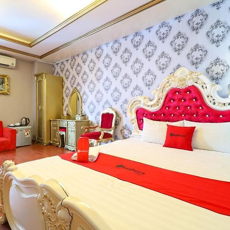 Reddoorz Bui Vien Walking Street Hotel Bandar Ho Chi Minh Luaran gambar