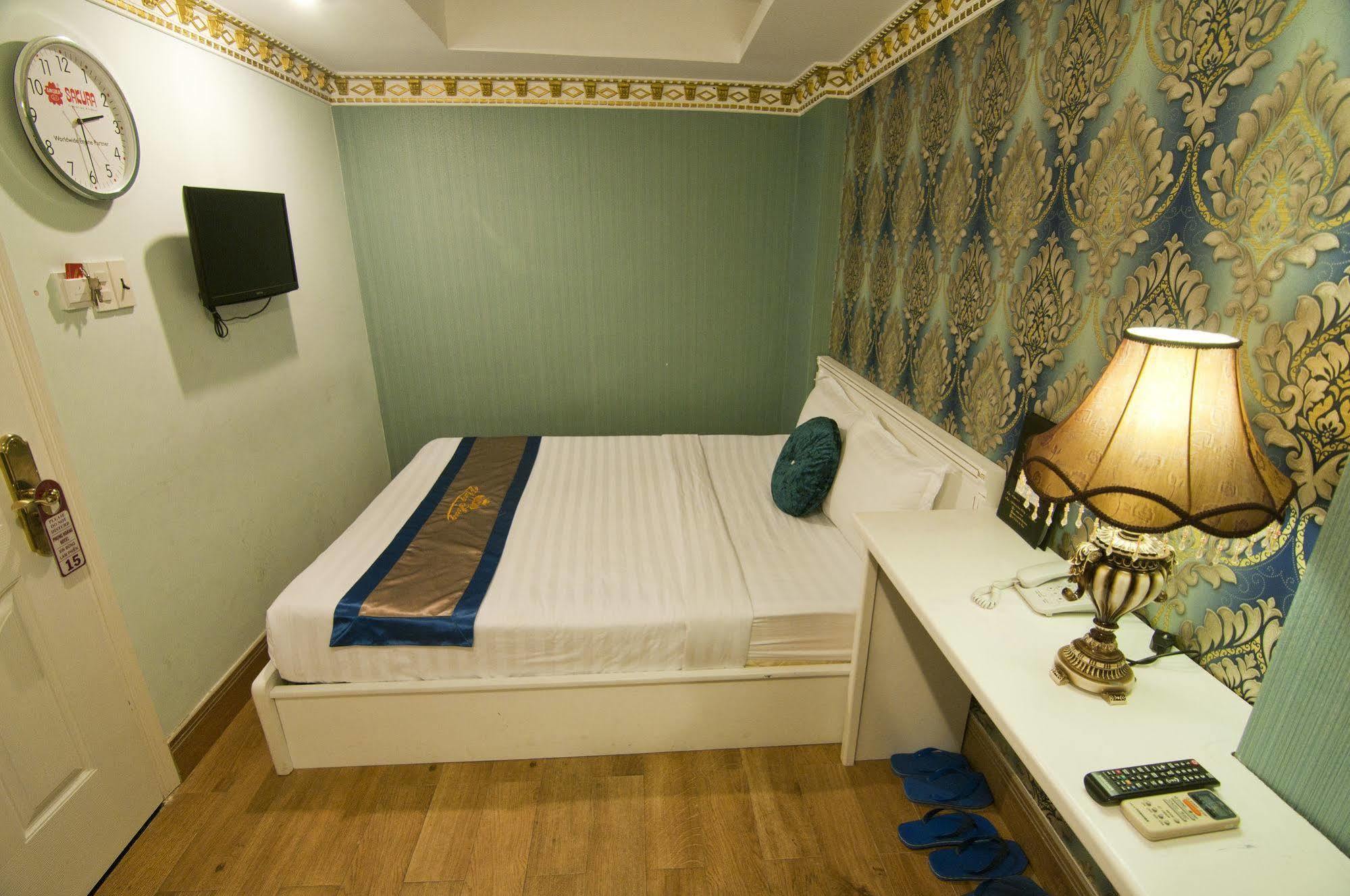Reddoorz Bui Vien Walking Street Hotel Bandar Ho Chi Minh Luaran gambar