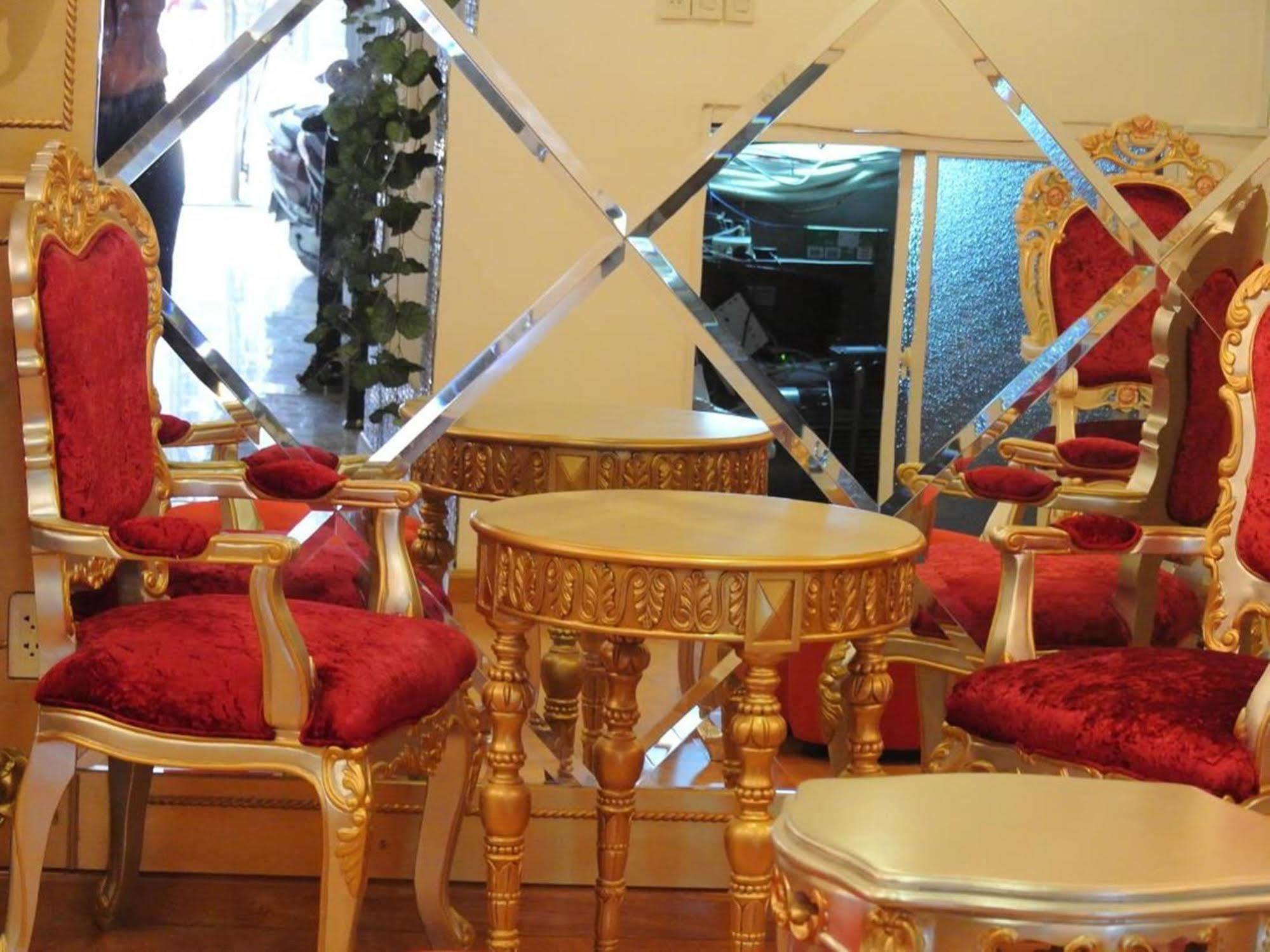 Reddoorz Bui Vien Walking Street Hotel Bandar Ho Chi Minh Luaran gambar