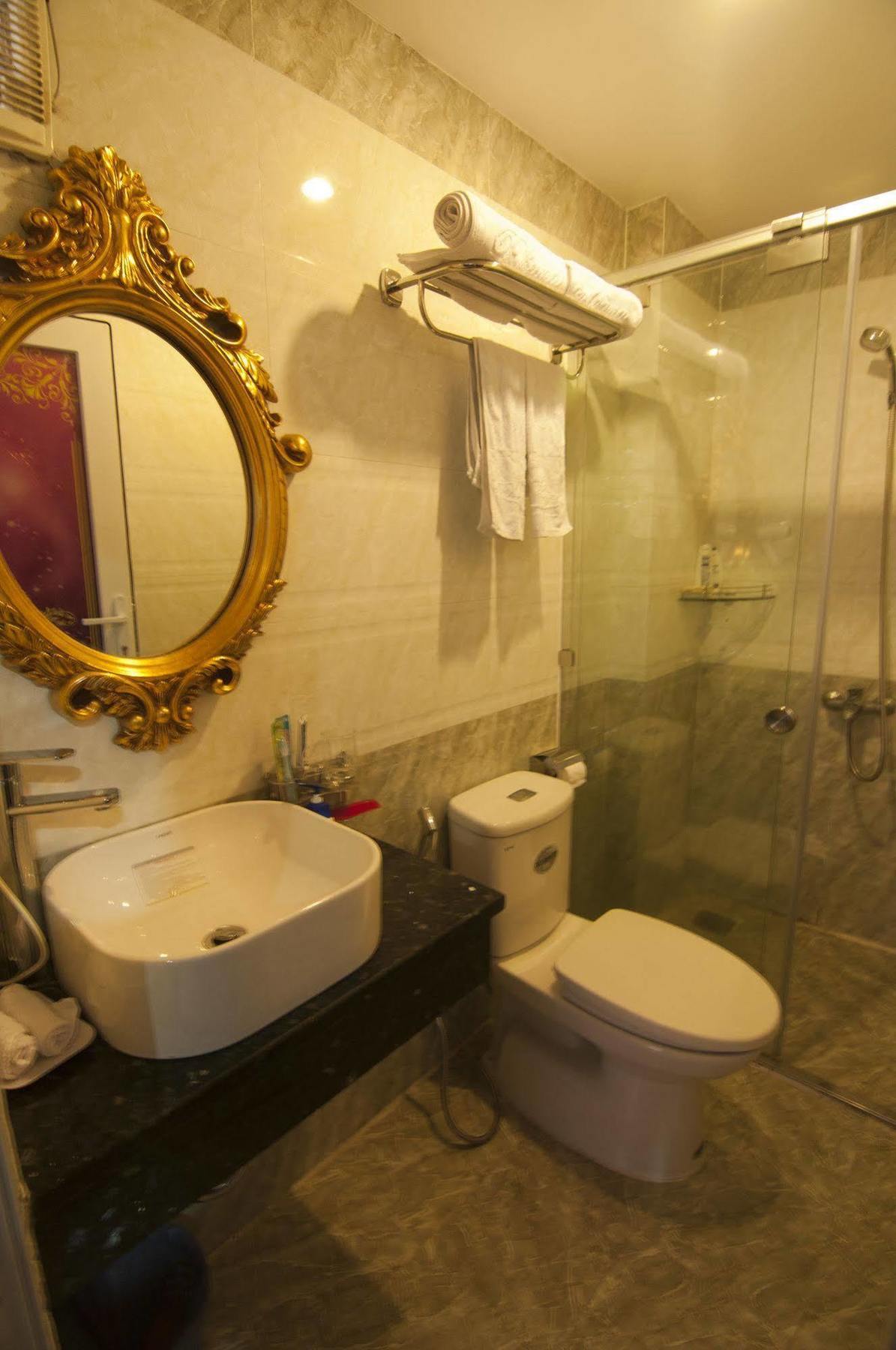Reddoorz Bui Vien Walking Street Hotel Bandar Ho Chi Minh Luaran gambar